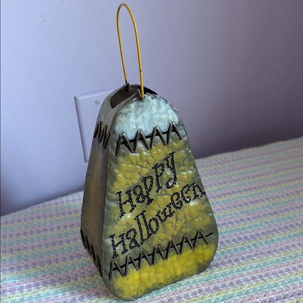 Vintage NCE Fall Colors Farmhouse Happy Halloween Rustic Metal Decor Lantern !